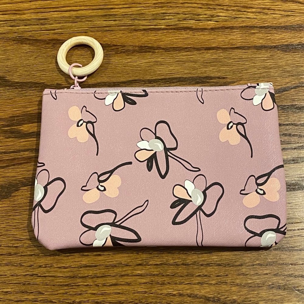 Ipsy cosmetics bag